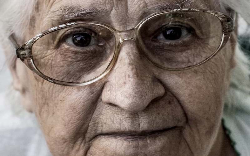 Beatrices smerter nedbragt med kontrolleret forflytning